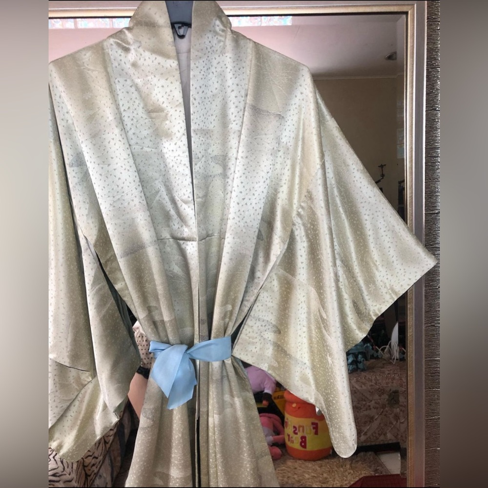 Authentic Japanese  Kimono / Robe - Picture 9 of 9